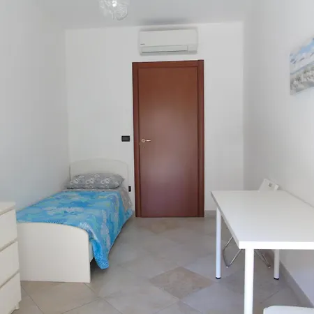 Homiday - Residenza Sinfonia شقة